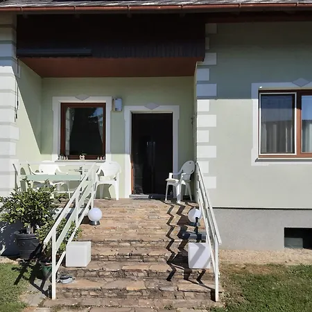 Schlickendorf 110 M Fuer 4 Personen Komplett Ausgestattet Apartman