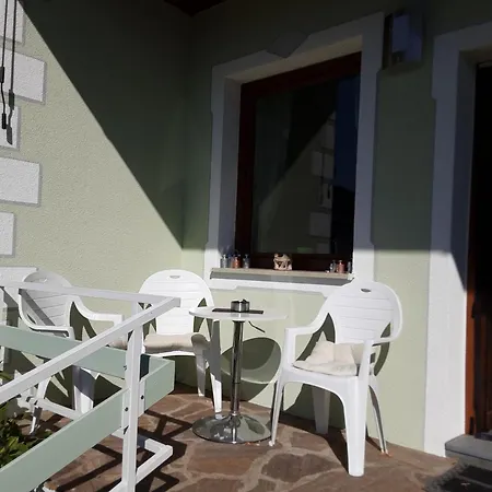 Apartman Schlickendorf 110 M Fuer 4 Personen Komplett Ausgestattet