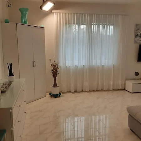 Schlickendorf 110 M Fuer 4 Personen Komplett Ausgestattet Krems an der Donau